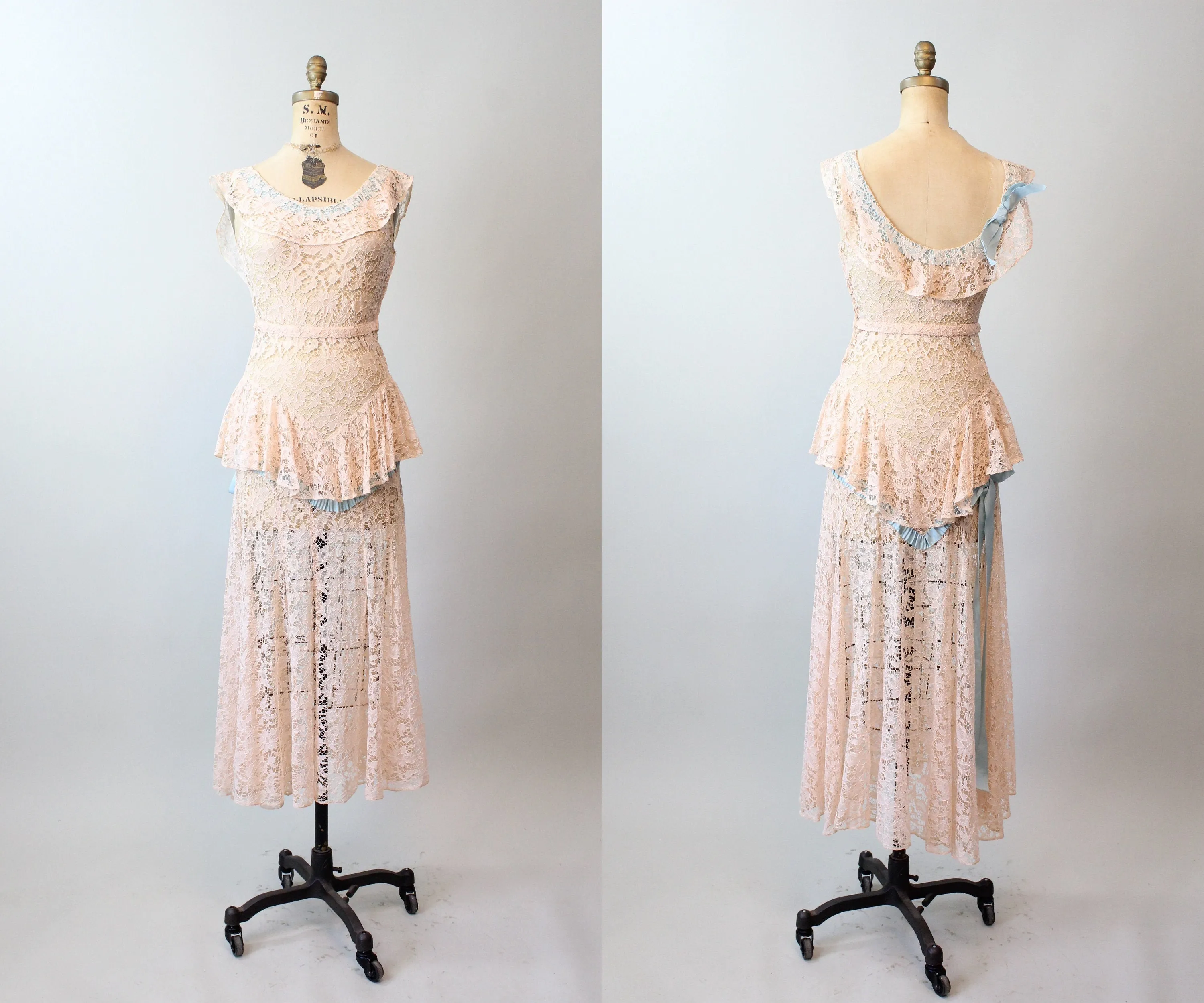 1930s PEACH LACE blue ribbon gown WEDDING dress xs | new spring