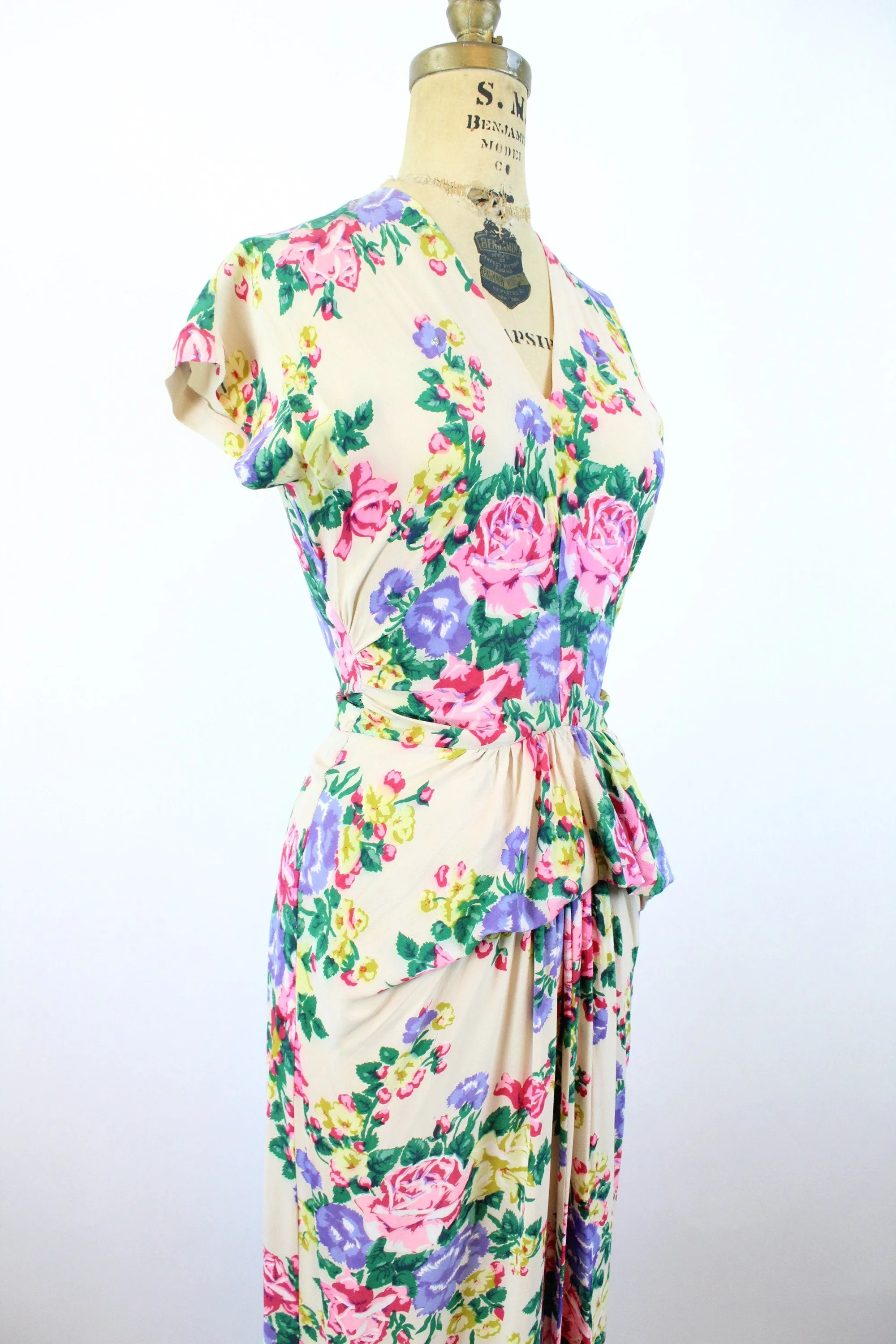 1940s ROSE PRINT rayon gown dress xs | new spring summer
