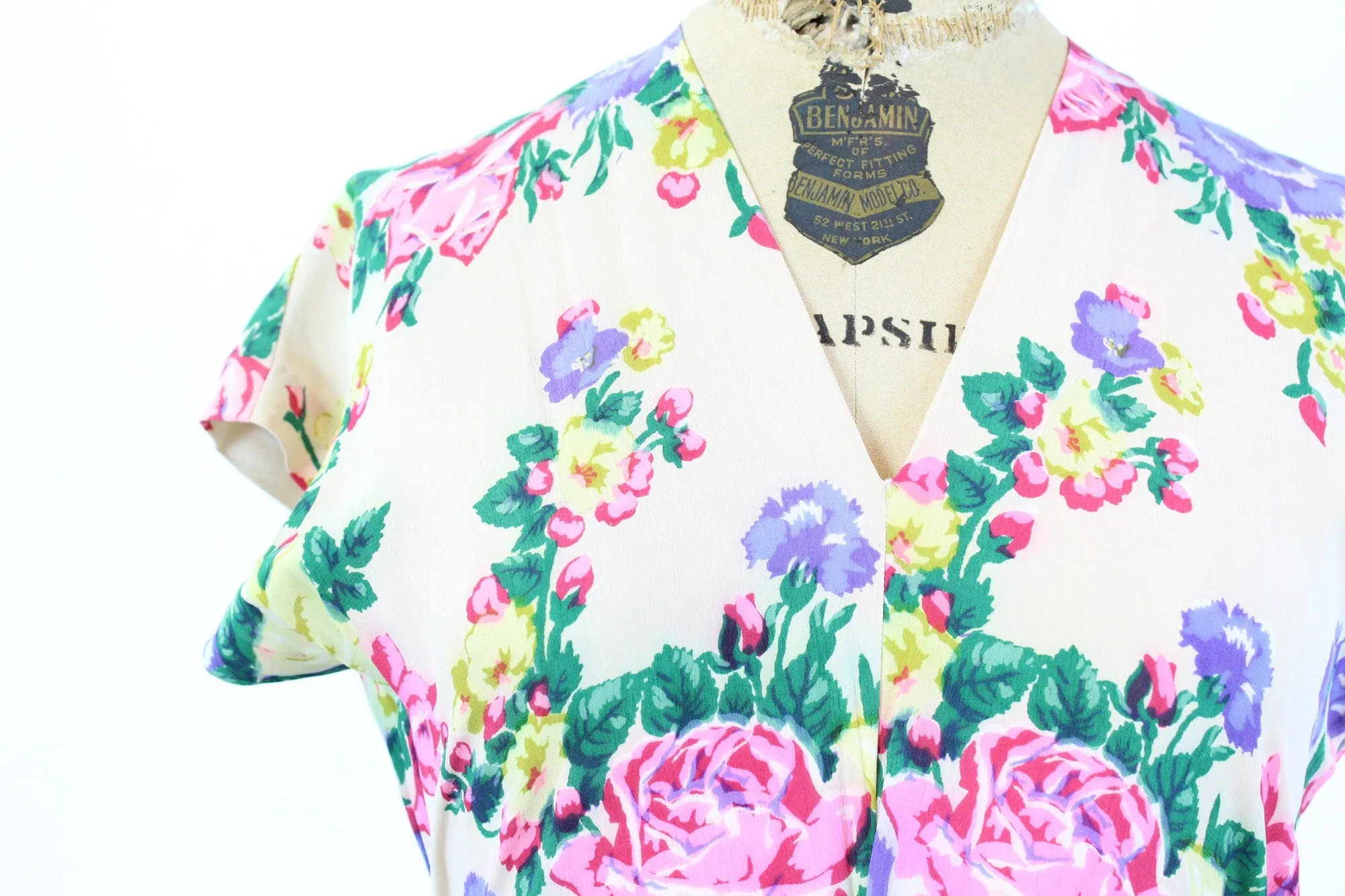 1940s ROSE PRINT rayon gown dress xs | new spring summer