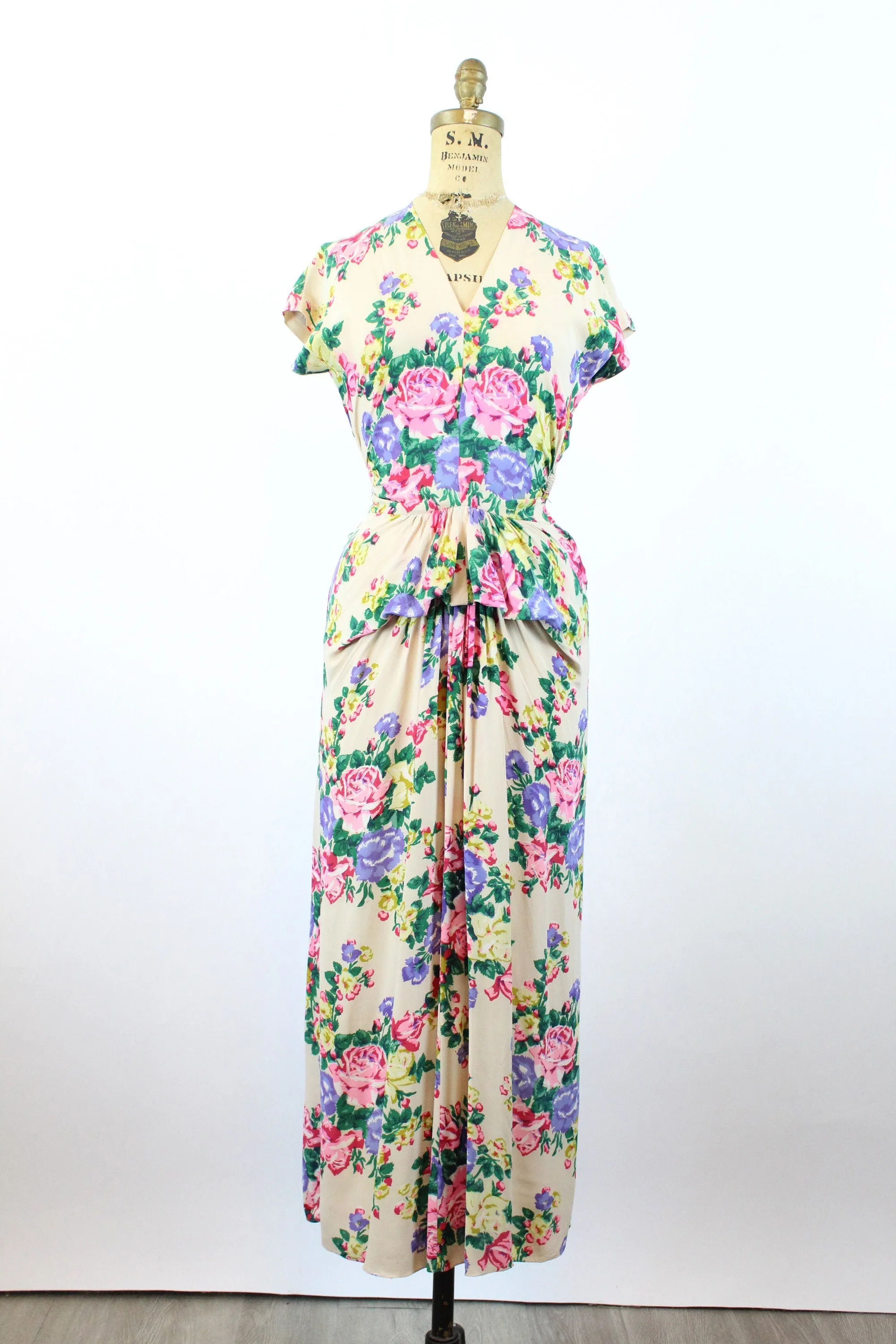 1940s ROSE PRINT rayon gown dress xs | new spring summer