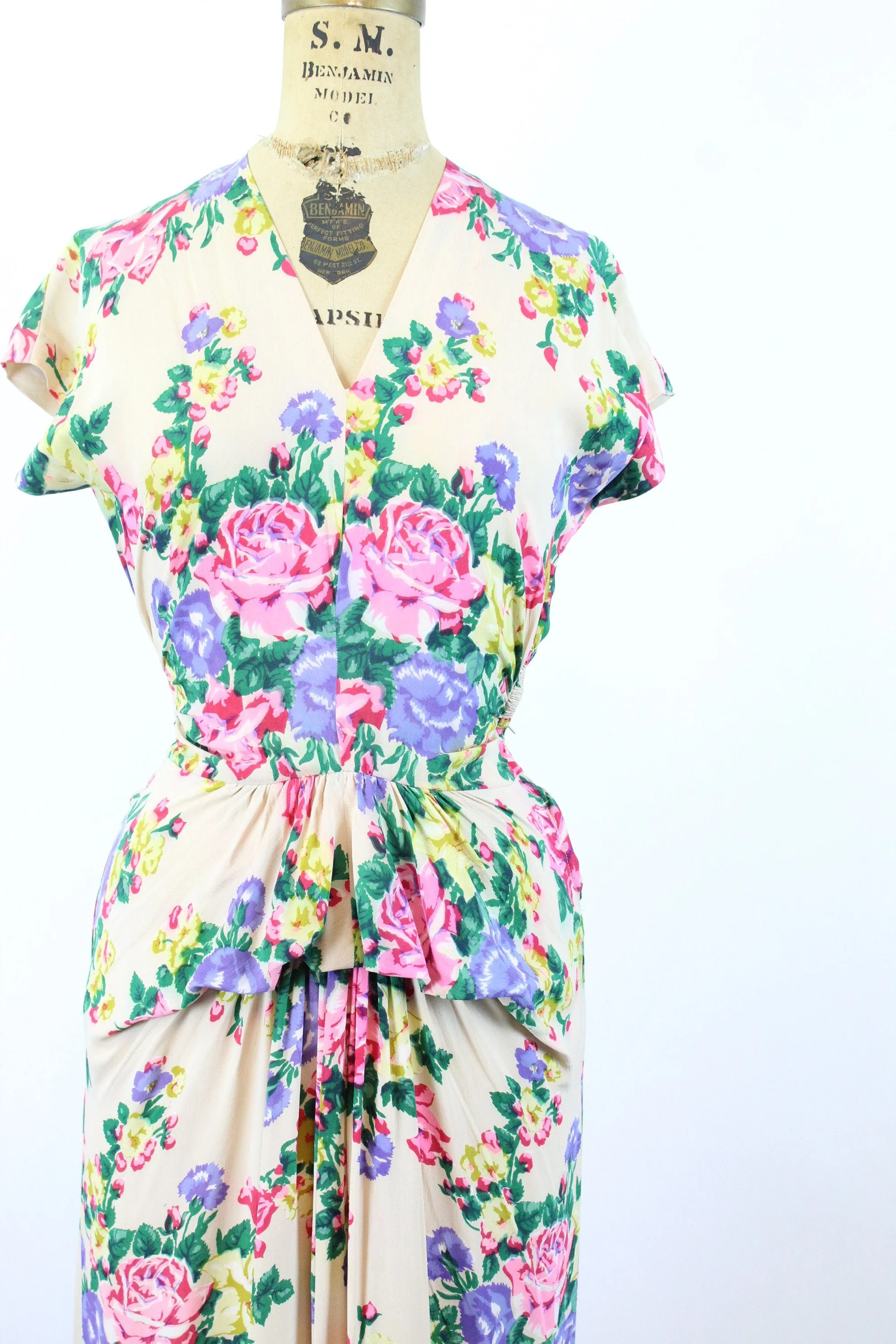 1940s ROSE PRINT rayon gown dress xs | new spring summer