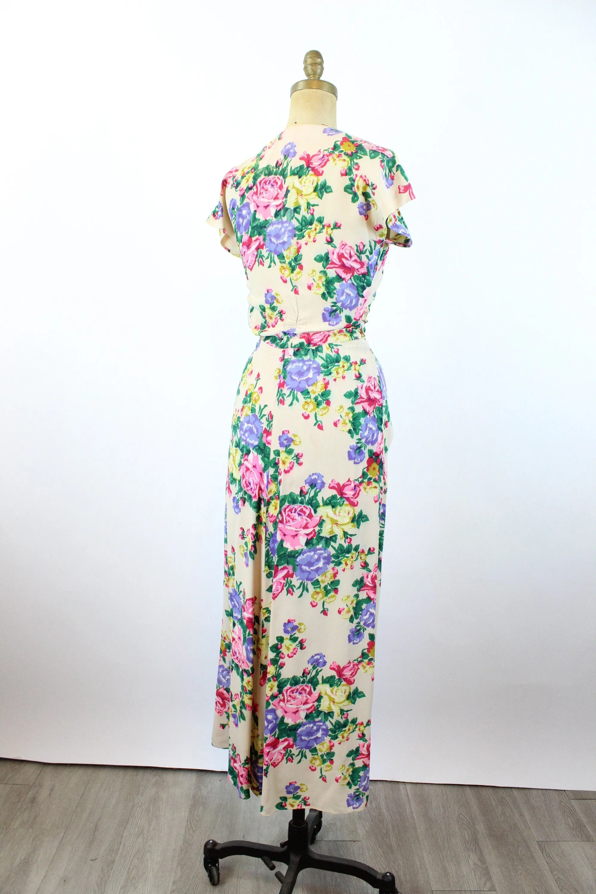 1940s ROSE PRINT rayon gown dress xs | new spring summer