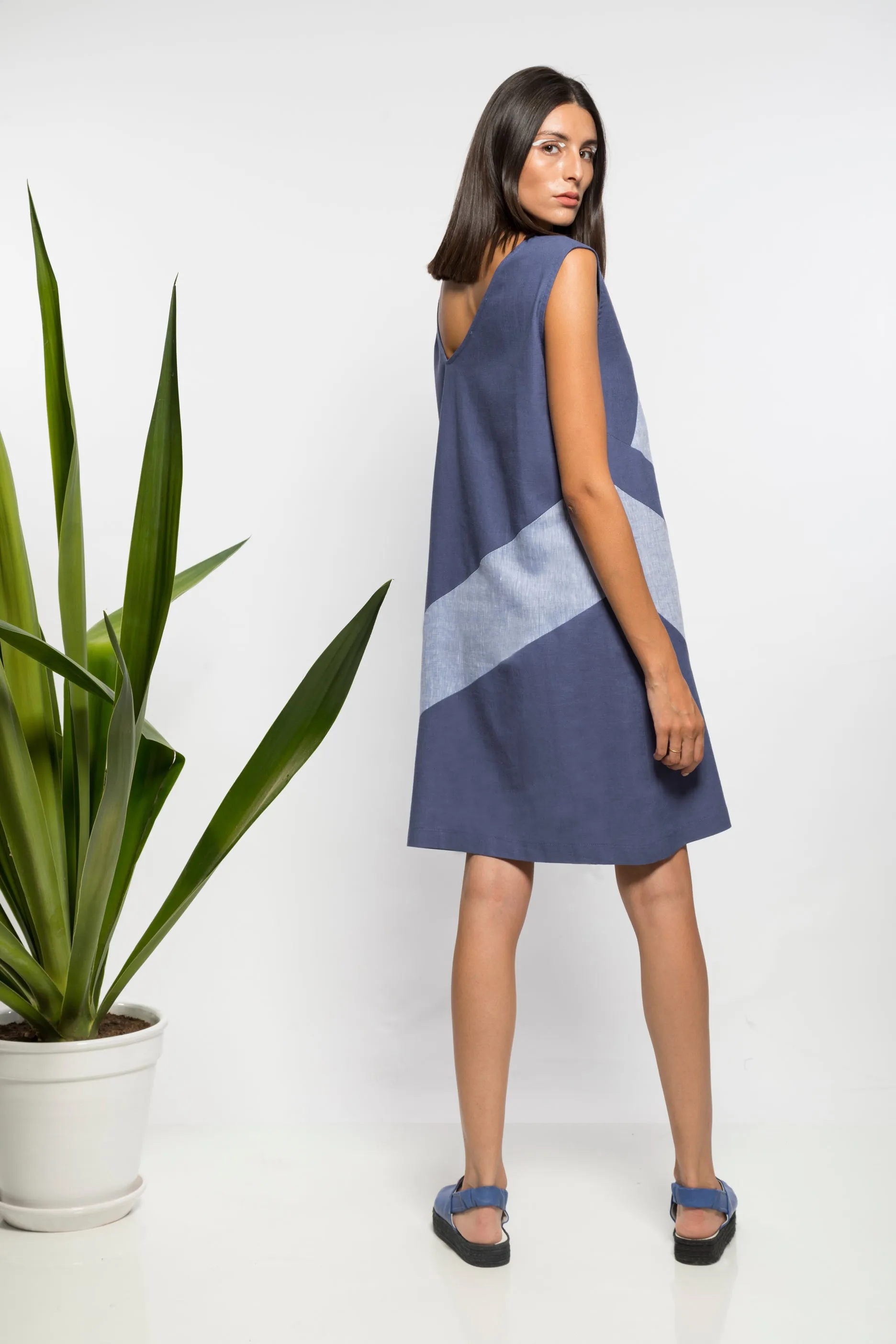Color blocked dress