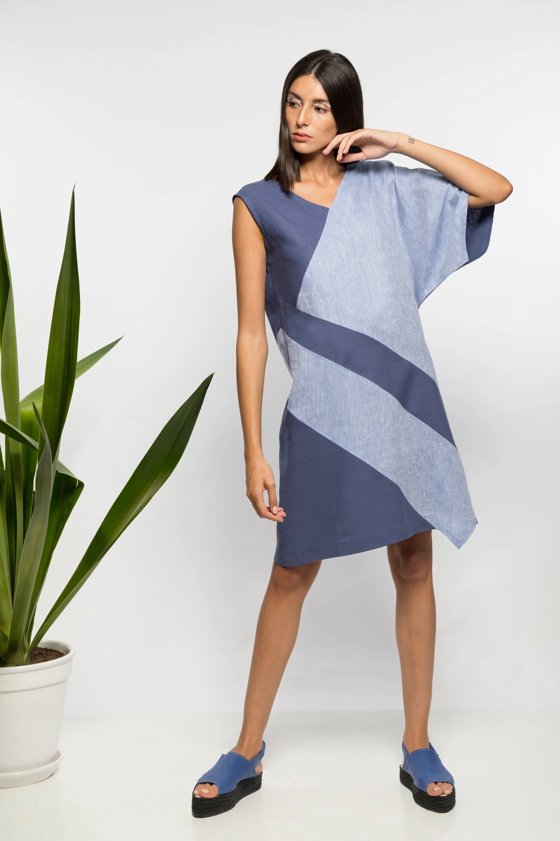 Color blocked dress