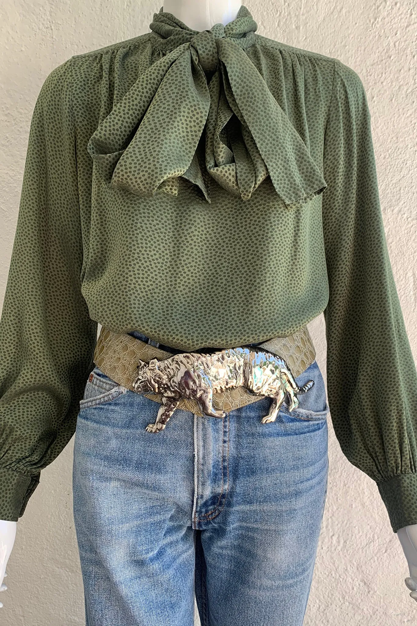 Embossed Tiger Queen Belt