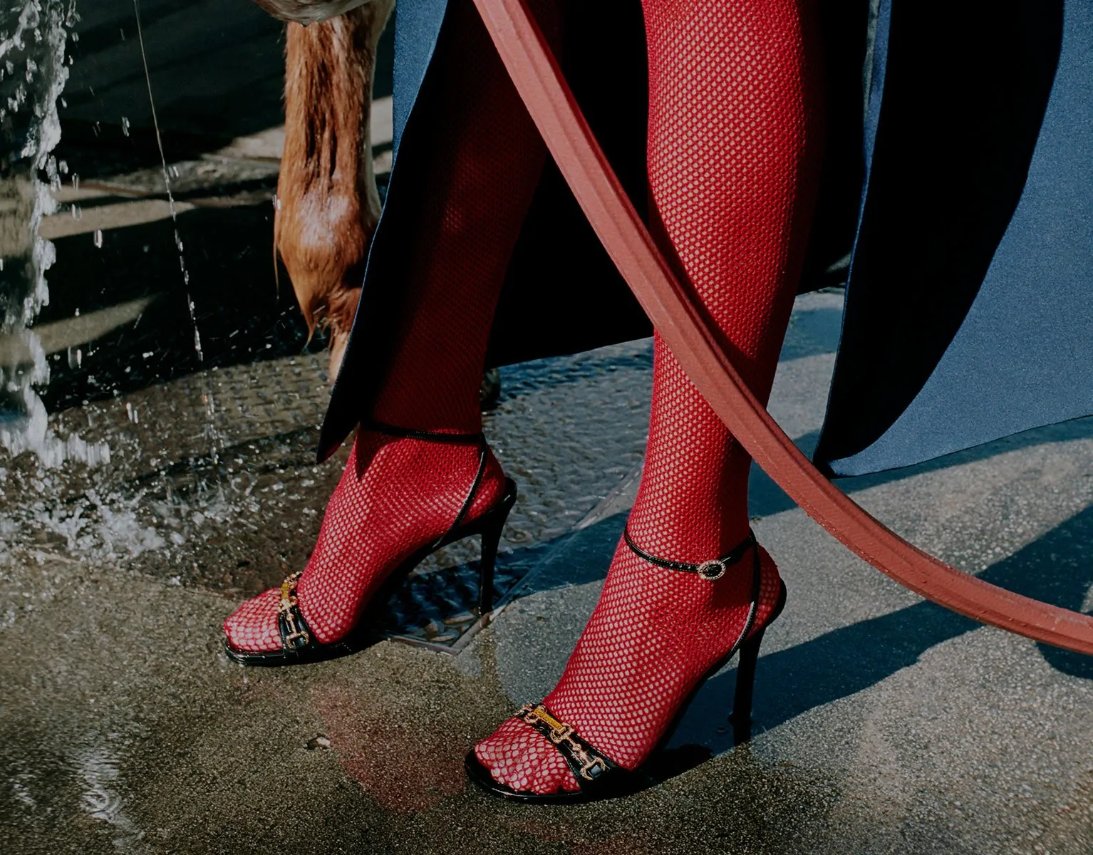 Gucci Nettina Fishnet Tights in Washed Rose Red
