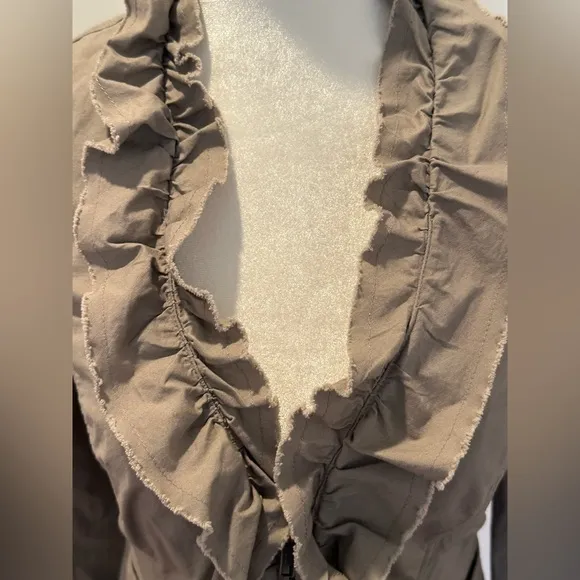 INC international Concepts Women’s Fitted lightweight jacket Size XS tan color