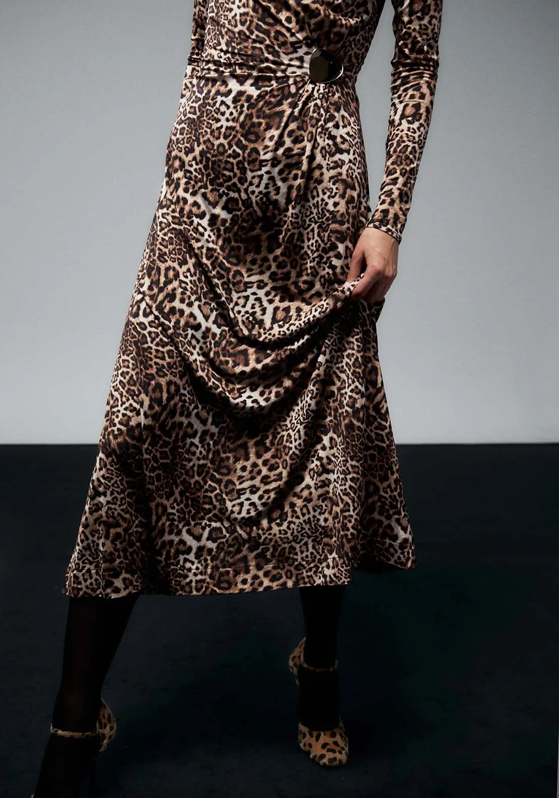 Metallic Appliqué Dress - Brown