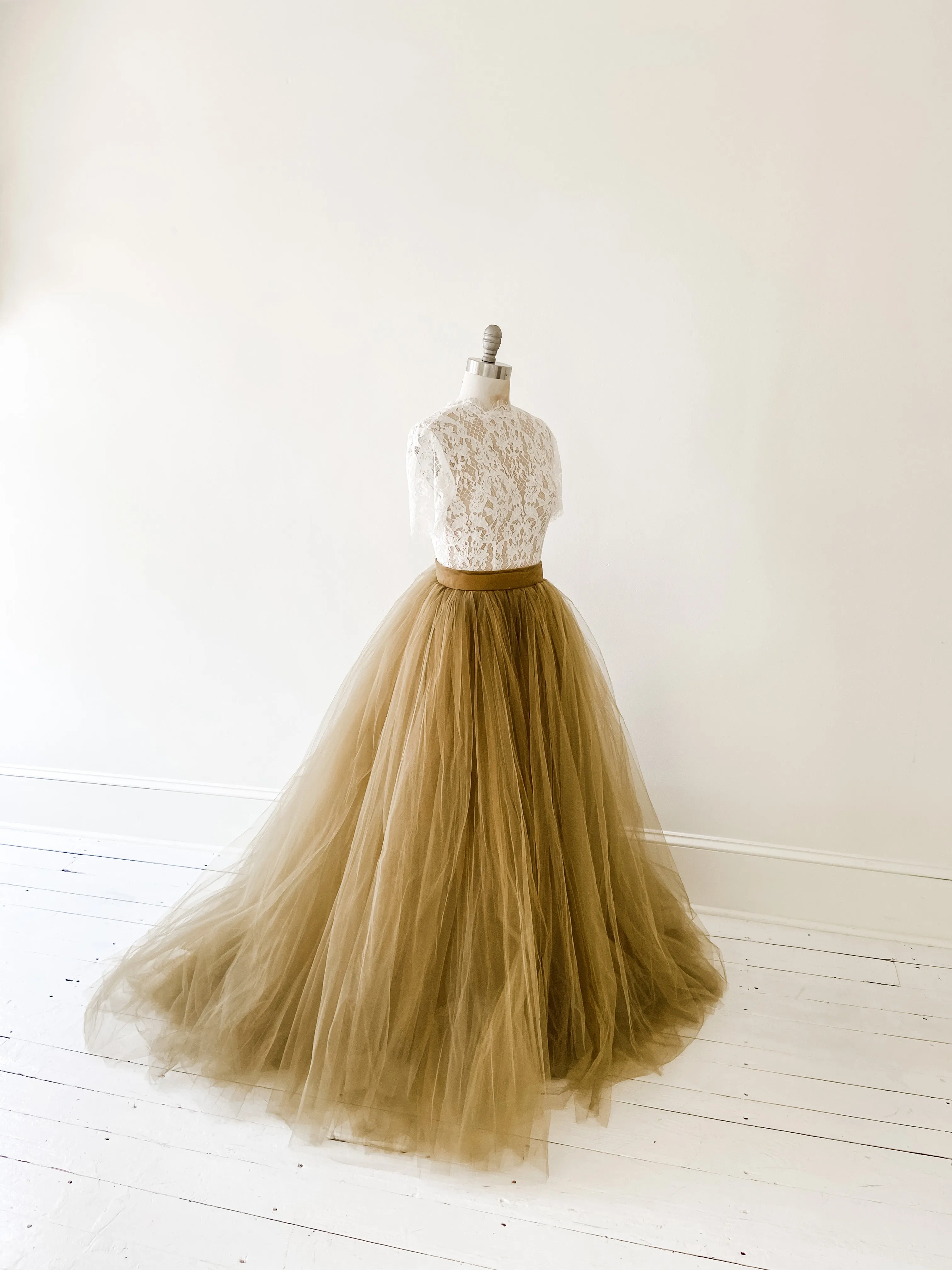 Norma J Skirt