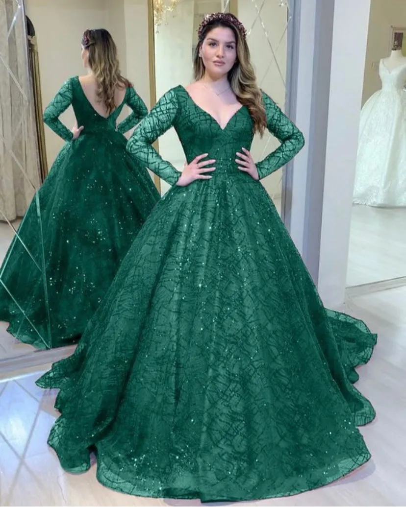 Sparkly Burgundy Quinceanera Dress V-Neck Full Sleeve Sequined Skirts Ball Gown Sweet 16 vestidos de quinceañera AW2207241
